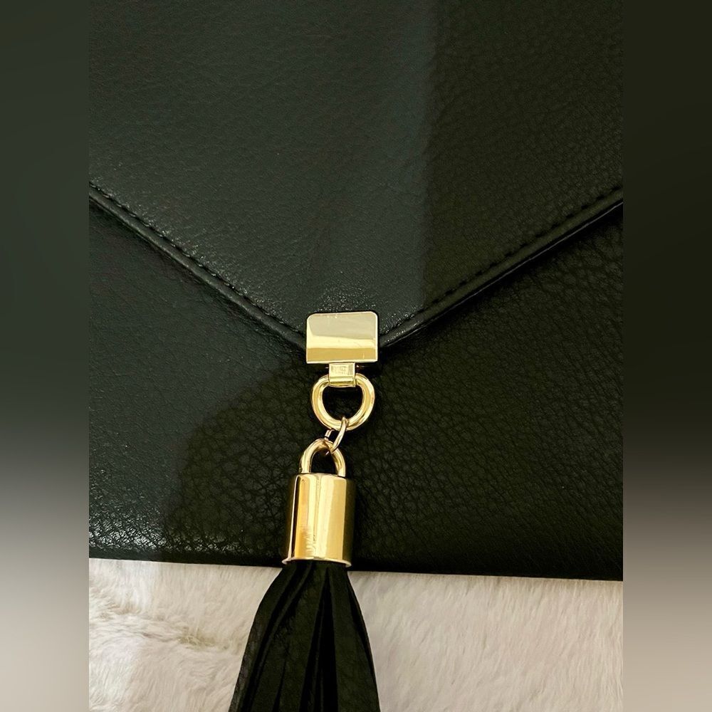 Big Buddha Envelope Tassel Clutch Black W Gold Hardware W Bonus Chain! - Picture 7 of 9